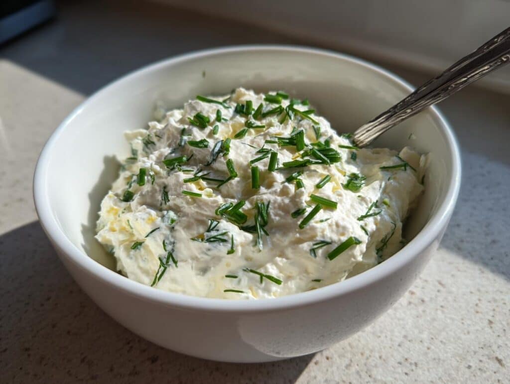 Healthy High-Protein Cottage Cheese Dip